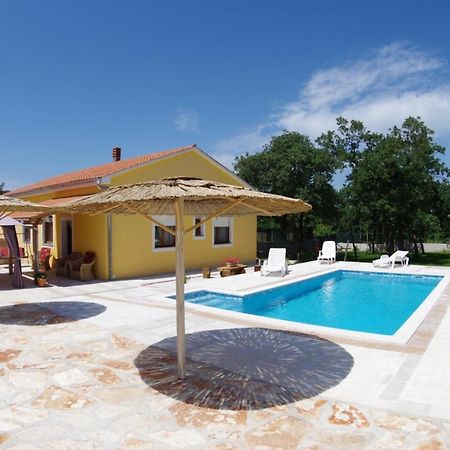 Willa House Oliva, Sveti Kirin Svetvinčenat Zewnętrze zdjęcie