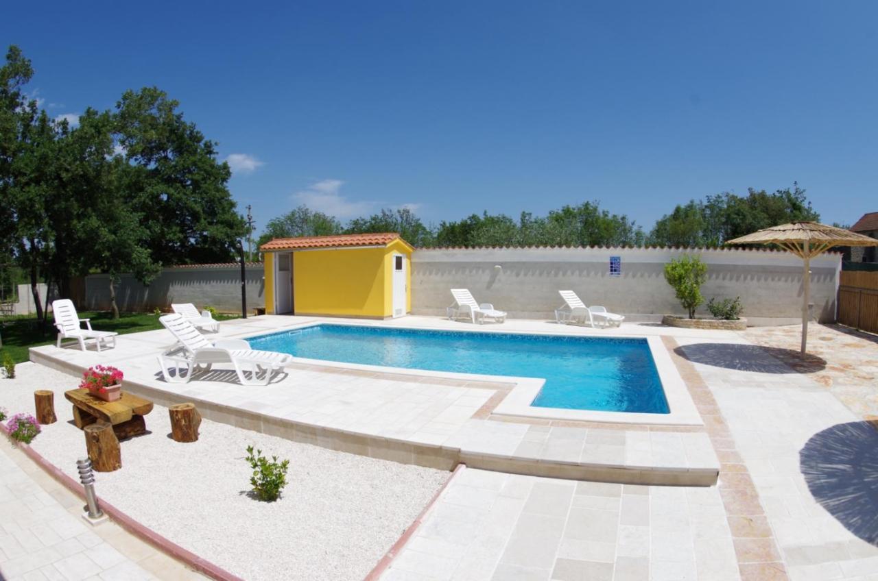 Willa House Oliva, Sveti Kirin Svetvinčenat Zewnętrze zdjęcie